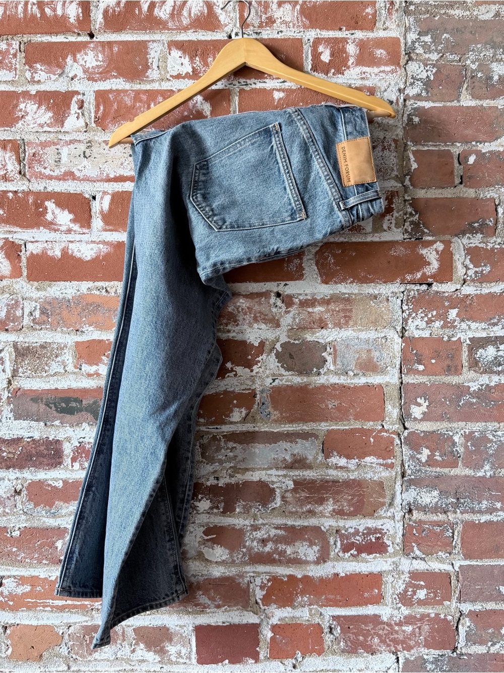Aritzia Denim Forum Joni High Rise Loose 29L Straight Leg Jeans